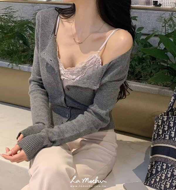 細肩坑條蕾絲BRA背心